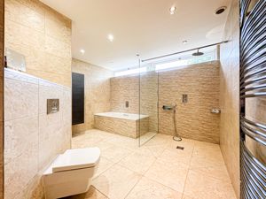 Photo 41- click for photo gallery